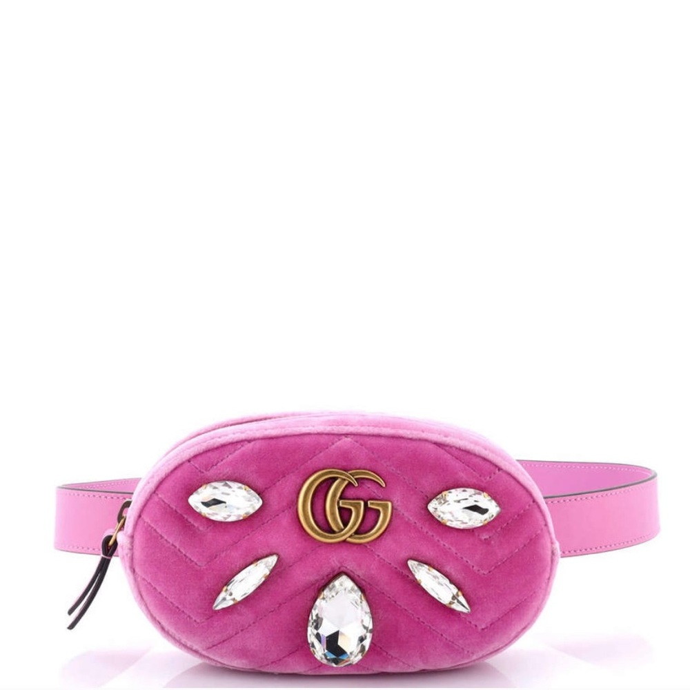 Gucci Fuchsia Velvet Belt Bag with Jewel Details
New with Box only worn once